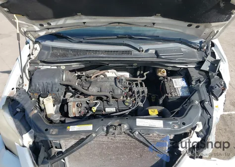 2008 Chrysler Town & Country Lx из США, поврежденный, VIN 2A8HR44H28R834555